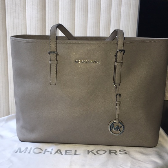 Michael Kors large grey tote - Picture 2 of 4